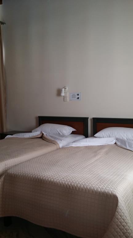 Mythos Beach Hotel Apartments Maleme  Exterior photo